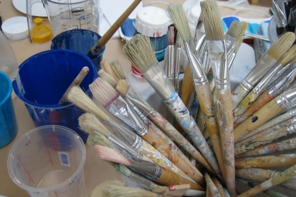 ott / Pinsel im Atelier